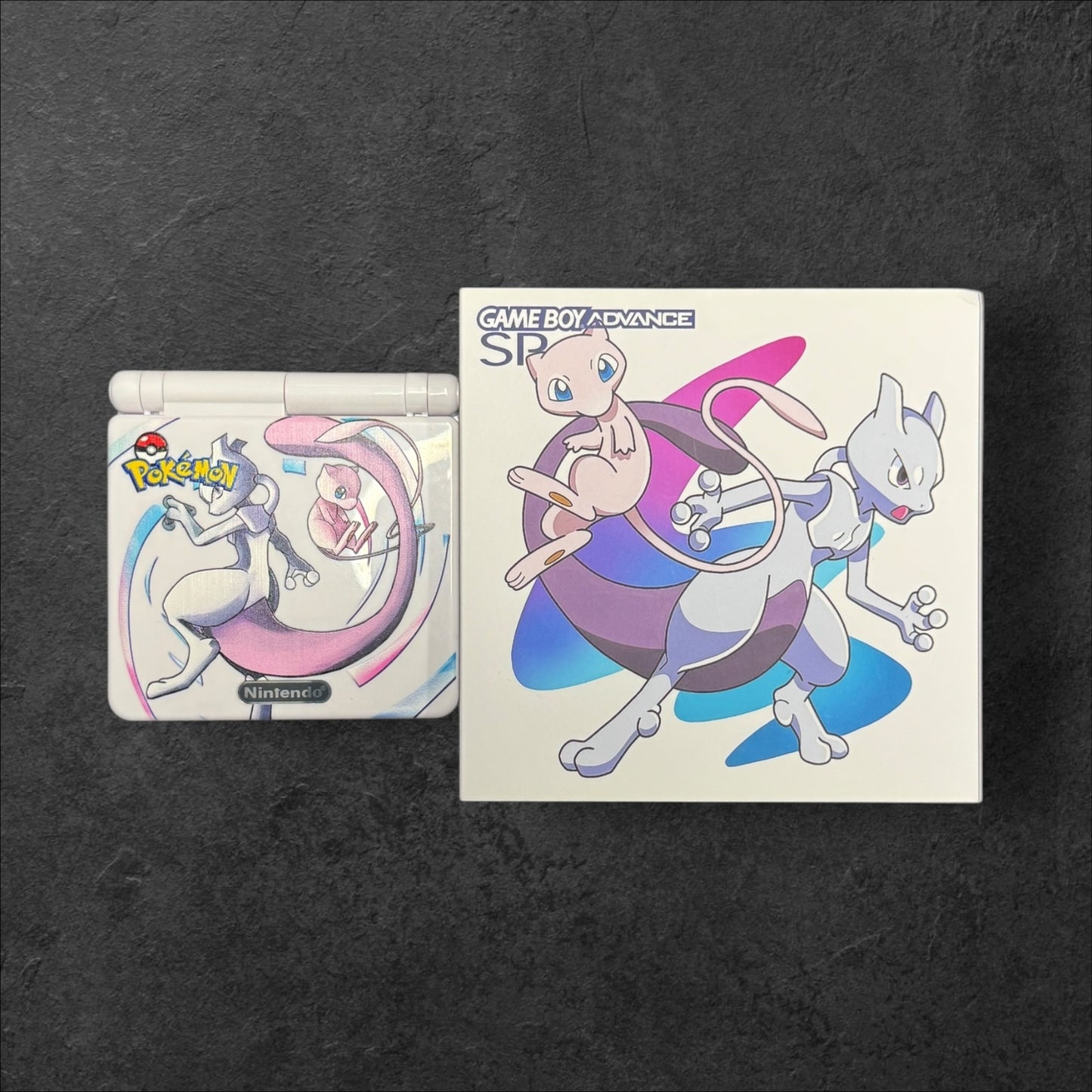 Nintendo Game Boy Advance SP - Legendary Mew & Mewtwo Edition